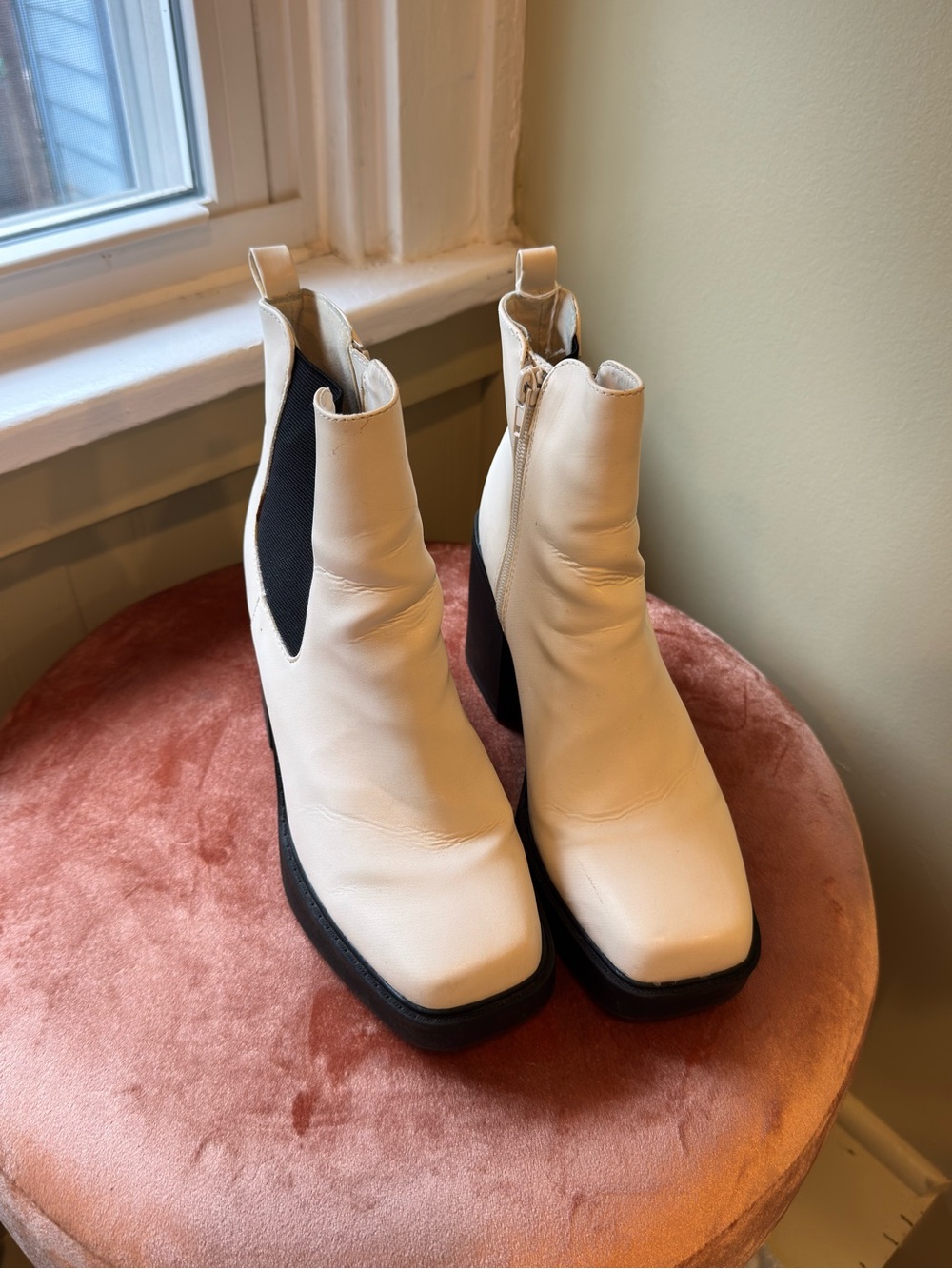Women's White Leather Chelsea Ankle Boots with Black Elastic Panels